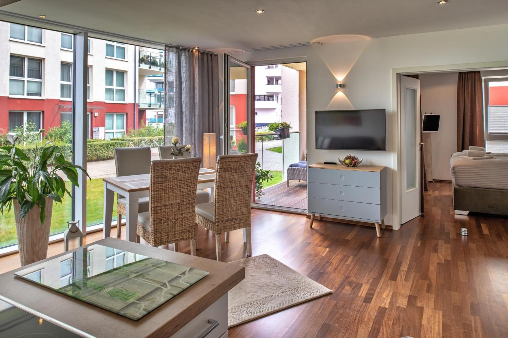 Appartamento "Myharbourfront", Luxurioeses Wohnen An Der Hafenmole Rostock Esterno foto