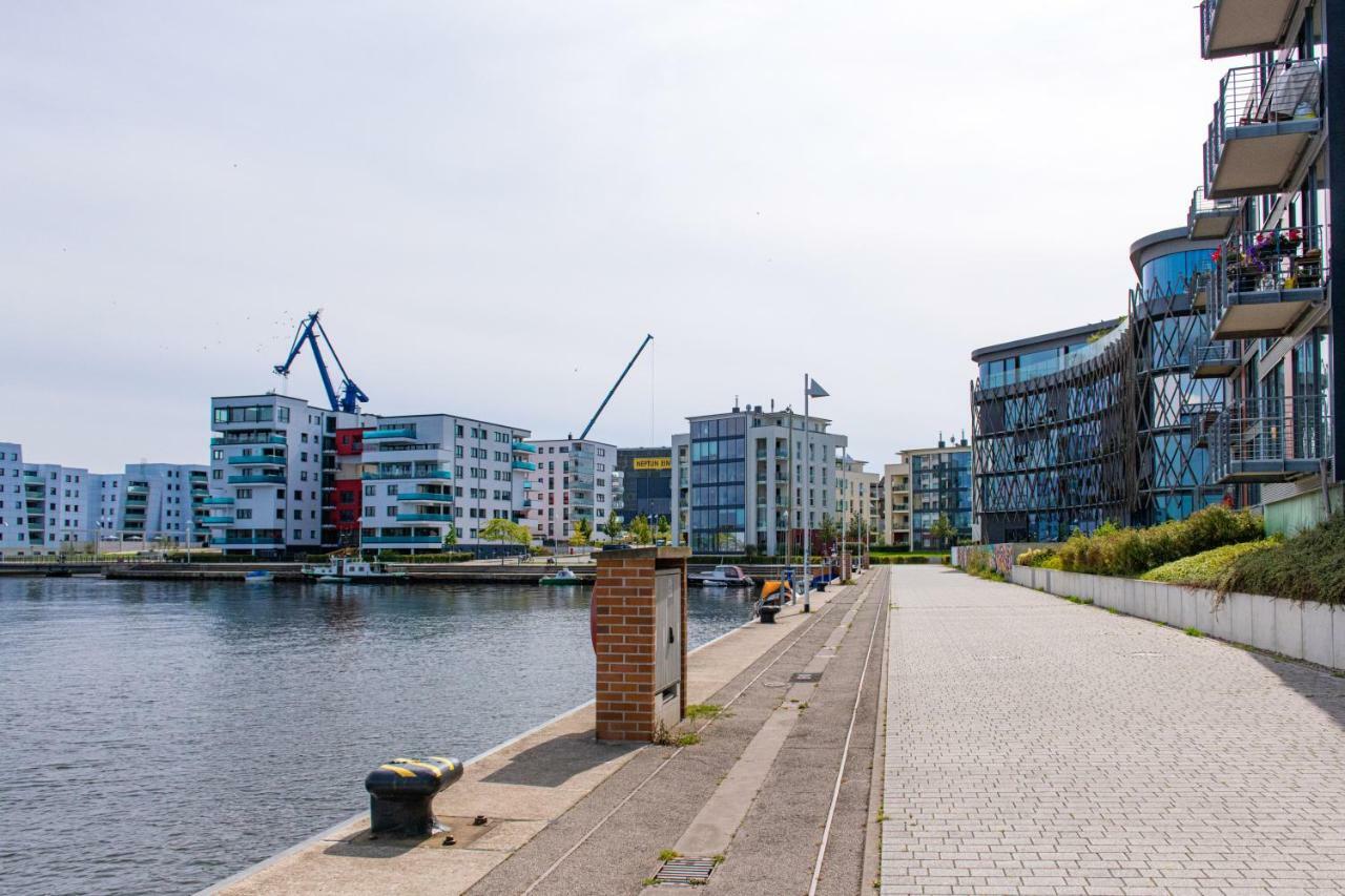 Appartamento "Myharbourfront", Luxurioeses Wohnen An Der Hafenmole Rostock Esterno foto